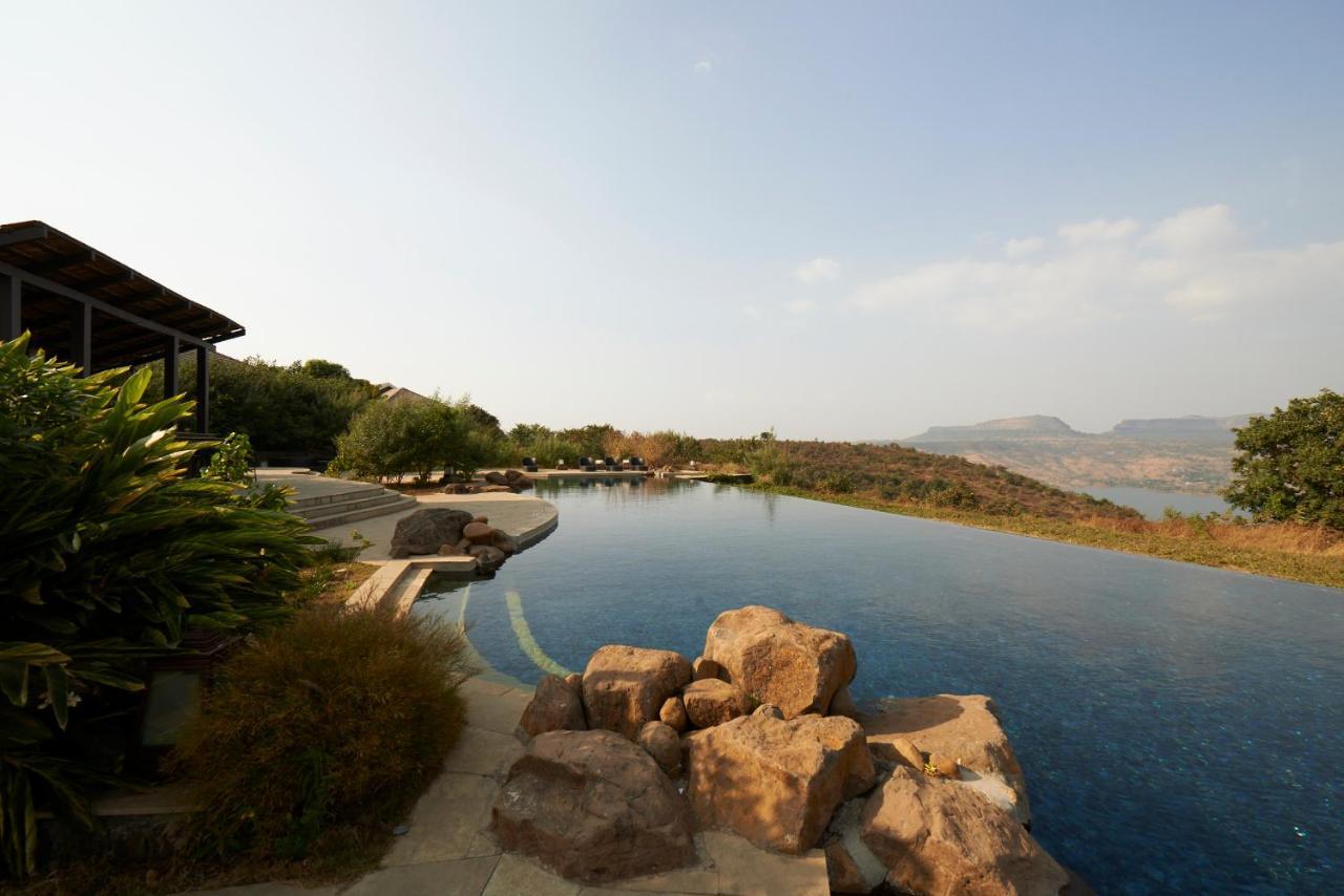 Hotel Club Mahindra Tungi, Lonavla Exterior foto